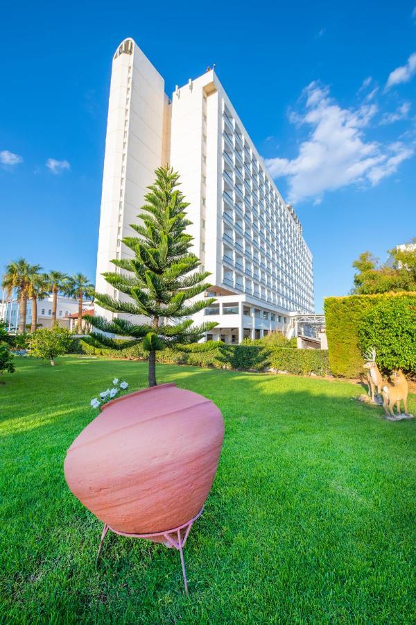 Отель Salamis Bay Conti & Casino 5*